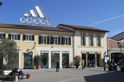 THE BEST 10 Outlet Stores in ALESSANDRIA, ITALY 